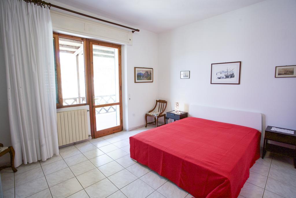 Villa Leo ポルトフェッラーイオ 部屋 写真