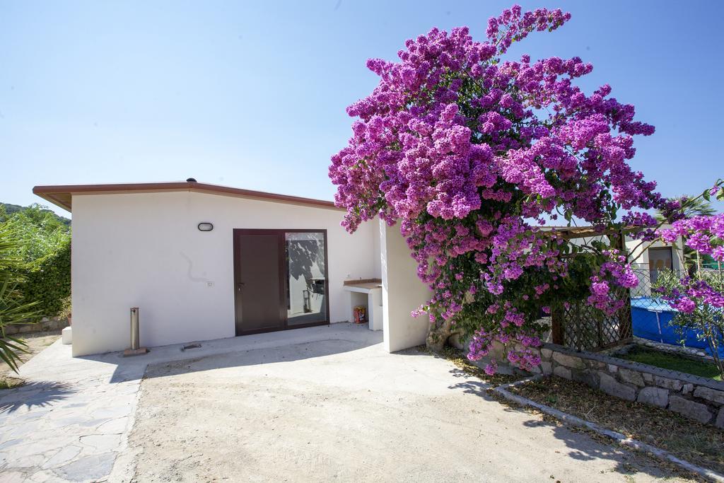 Villa Leo ポルトフェッラーイオ 部屋 写真
